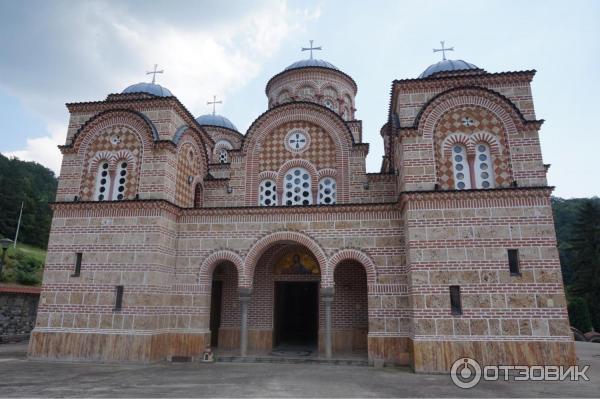 Монастырь Лелич (Сербия, Валево) фото