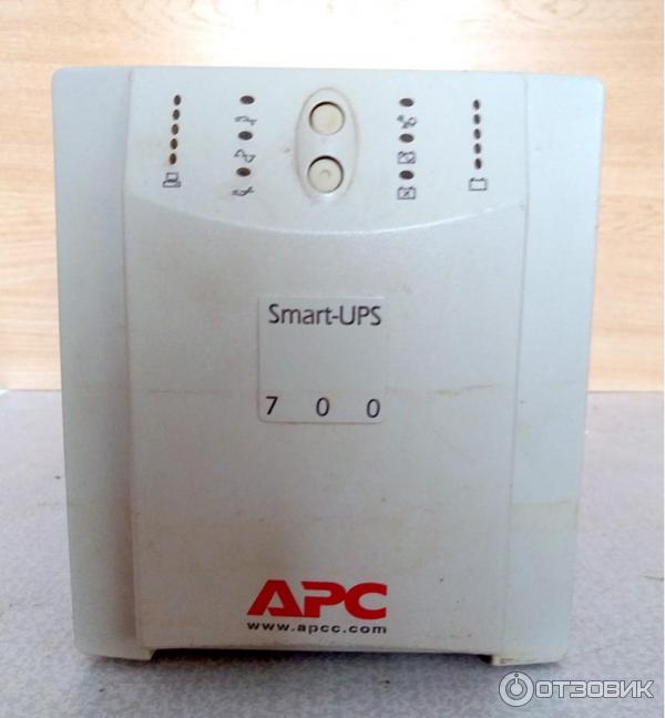 Источник бесперебойного питания APC Smart-UPS SU 700 INET фото