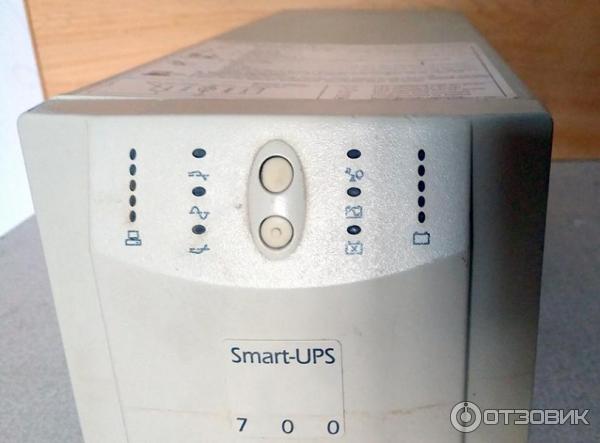 Источник бесперебойного питания APC Smart-UPS SU 700 INET фото