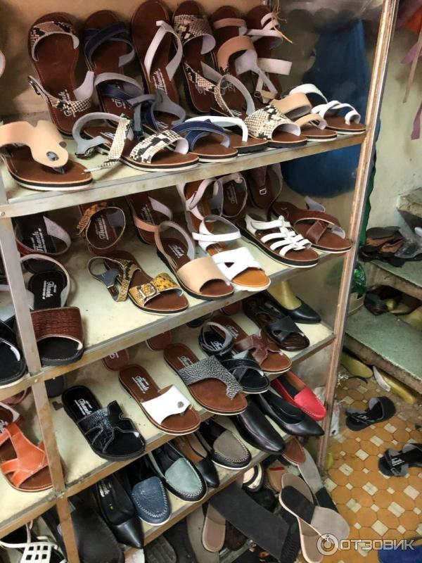 Выбираю Обувь В Магазине