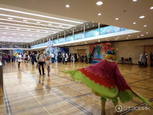 Новогодняя елка в Кремле (Россия, Москва) фото