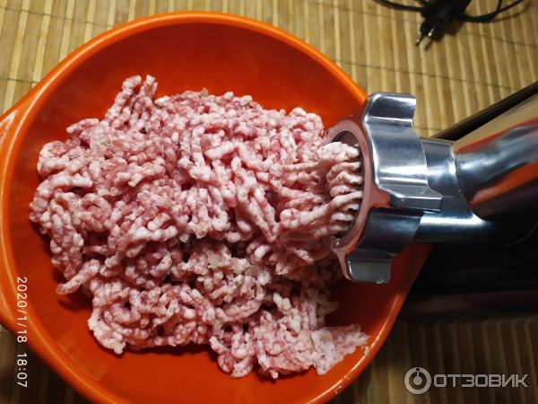 Отзыв о Мясорубка BBK MG1801 | Мощная, хороший дизайн.