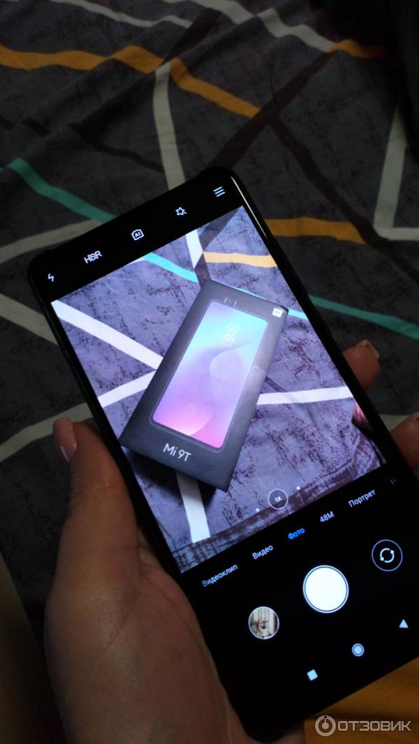 Смартфон Xiaomi Mi 9T фото