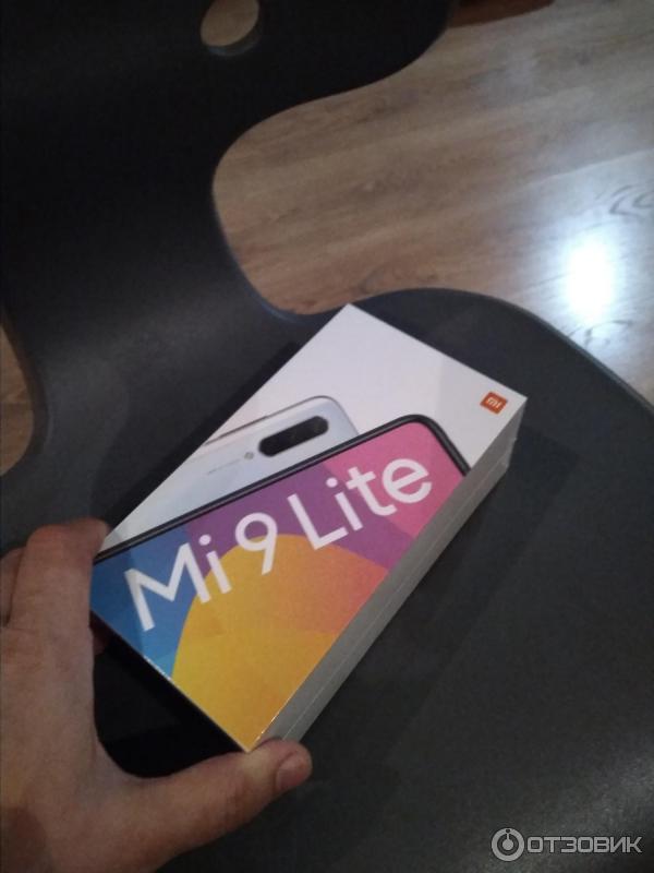 Смартфон Xiaomi Mi 9 Lite фото