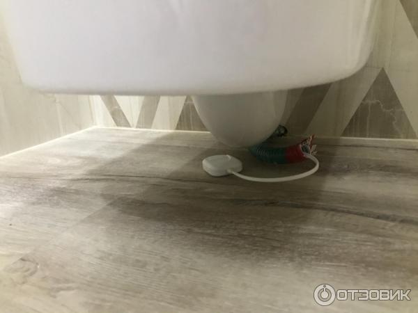 датчик протечки с клапаном для воды. датчик протечки под плиткой. трап под датчик протечки tece. экран под ванну под бетон. Sw005 датчик протечки разборка.