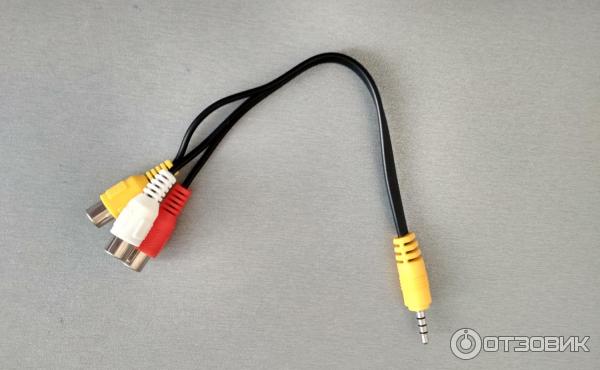 Мини Led -проектор YG 300 фото