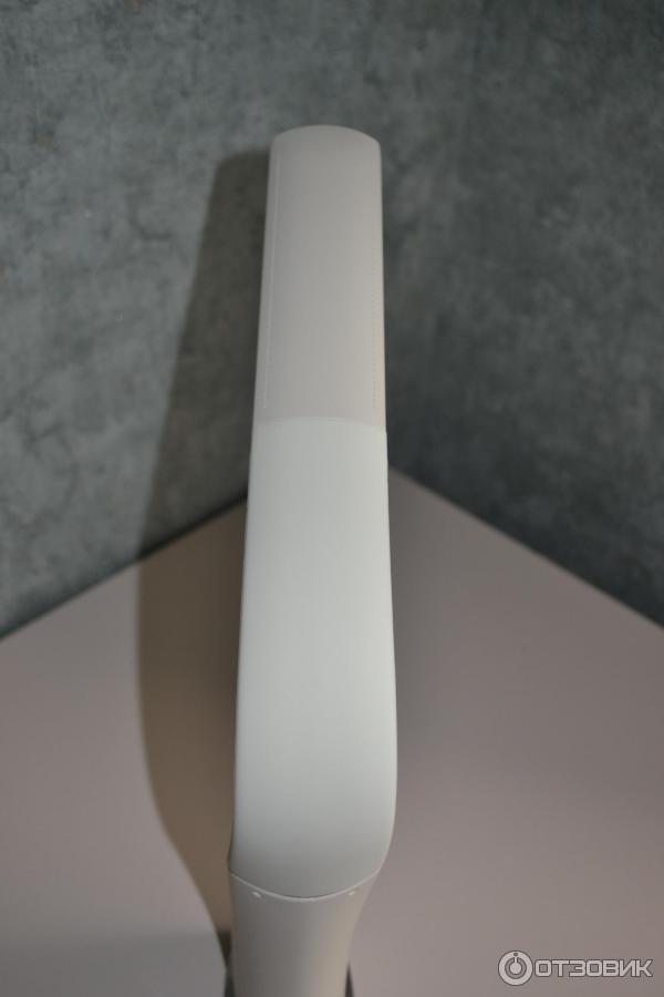 Светодиодный настольный светильник Artstyle фото