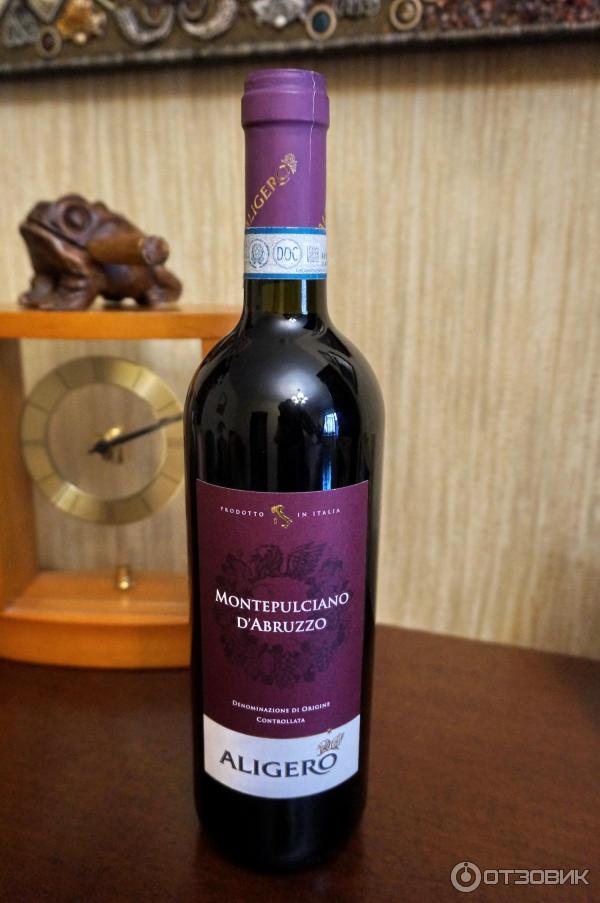Вино красное монтепульчано д абруццо. Вино Montepulciano d'Abruzzo красное сухое. Вино Алигеро Монтепульчано красное сухое. Montepulciano вино красное. Montepulciano d'Abruzzo красное.