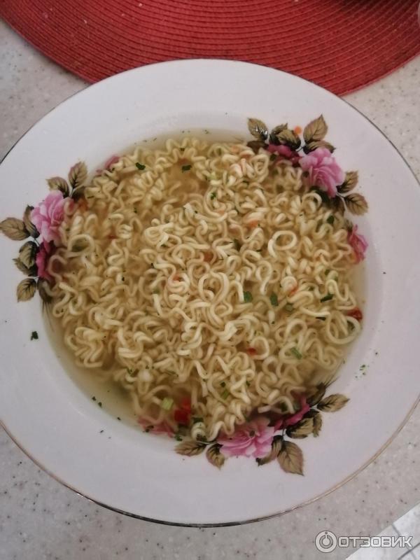 спагетти в пост. макароны в пост. макароны в пост. макароны в кульке. пакистанская паста.