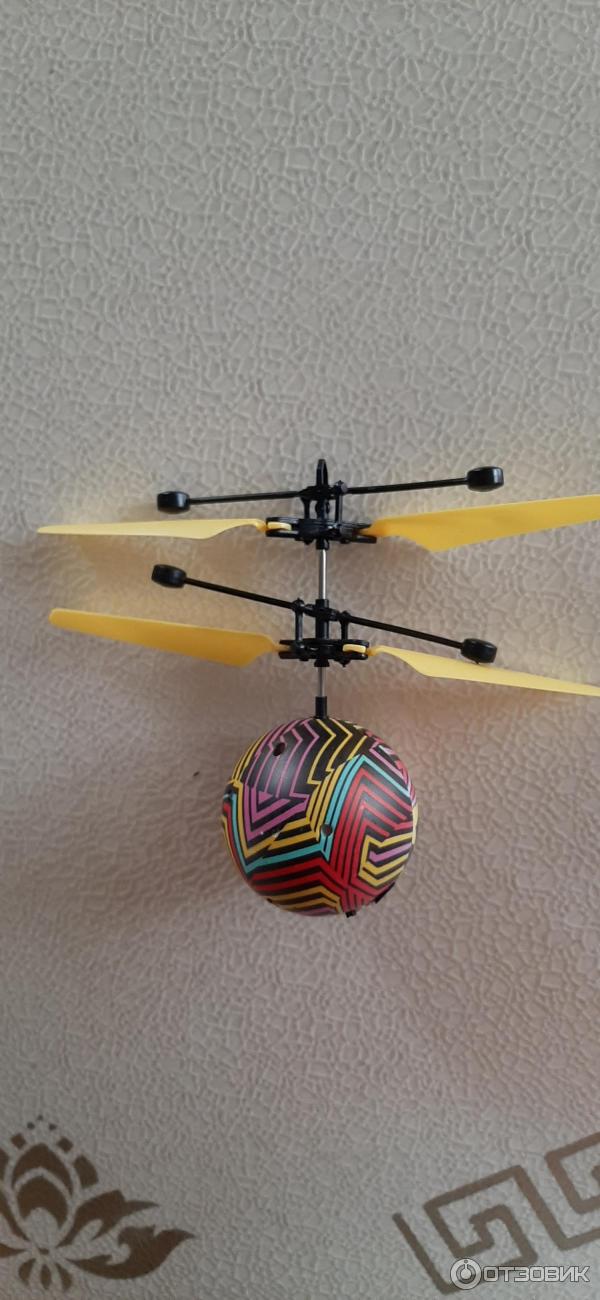 Игра летающий шар. Fix Price летающий шар. Игрушка летающий шар со светом. Fix Price летающий шар со светом. Летающая игрушка из фикса.