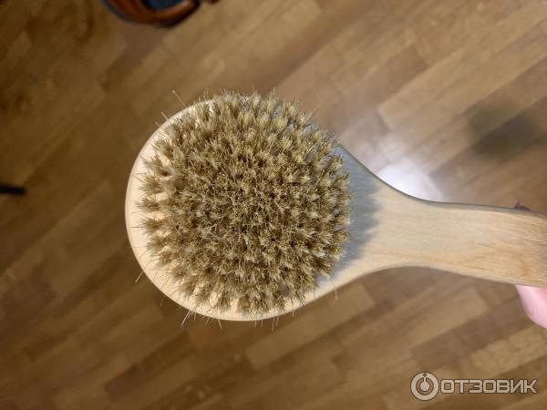 Отзыв о Дренажная щетка для сухого массажа Lei | Отличная ,удобная и ...