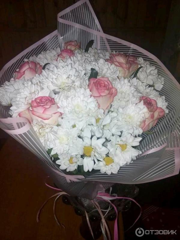 Отзывы доставка цветов по всему миру что означают 2 розы
