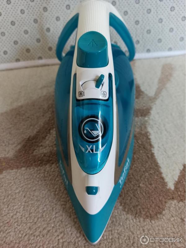 Easygliss plus. Tefal Easygliss Plus fv5737e0. Утюг Tefal Easygliss Plus fv5737e0. Утюг Tefal Easygliss 2 fv5737e0. Утюг Tefal Easygliss Plus fv5716e0