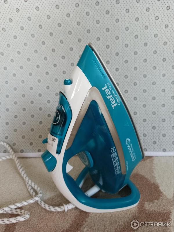 Easygliss plus. Утюг Tefal Easygliss Plus fv5737e0. Утюг Tefal Easygliss 2 fv5737e0. Утюг Tefal Easygliss Plus fv5735e0. Утюг Tefal Easygliss Plus fv5716e0.